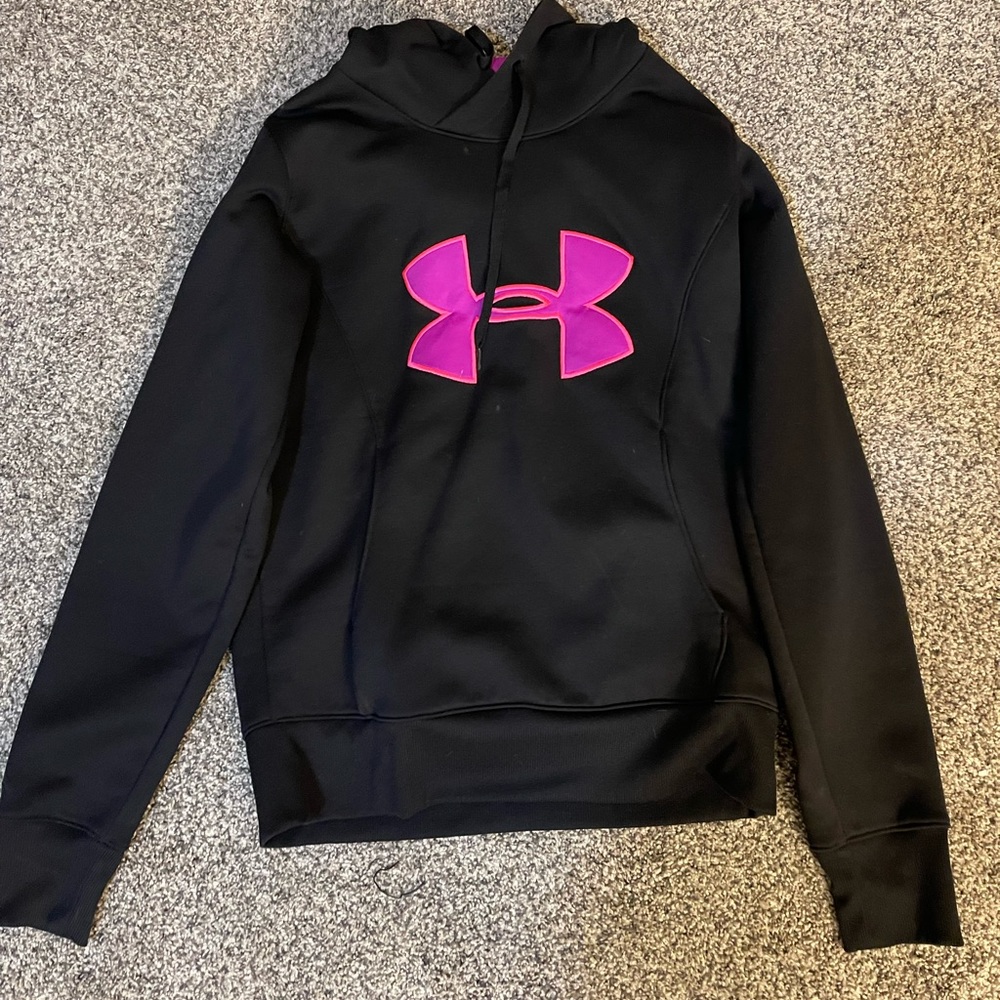Under Armour pull over hooded sweatshirt, size small